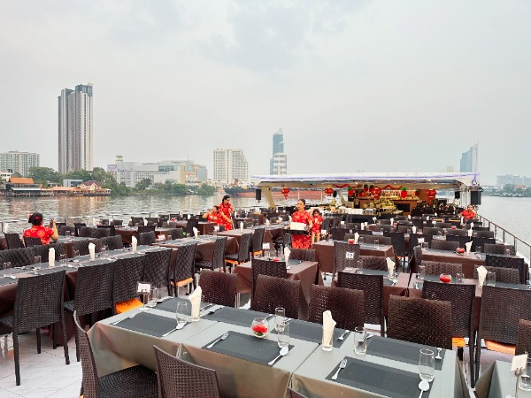 โซนที่นั่งของล่องเรือแม่น้ำเจ้าพระยา มีแบบไหนบ้าง พบคำตอบได้ที่นี่ RestNFun