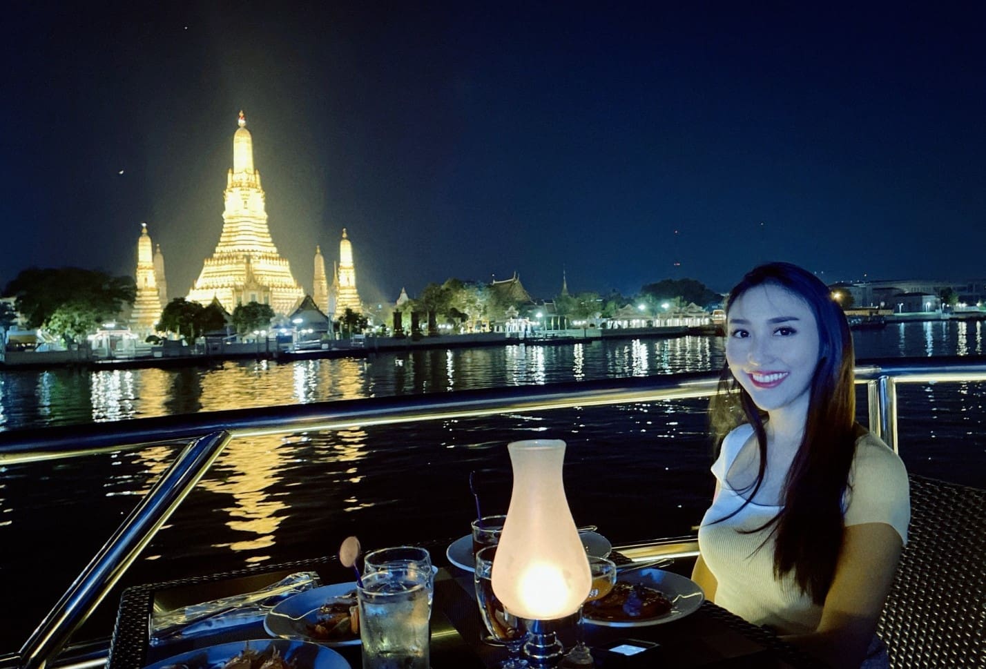 ลดสูงสุด 35% ล่องเรือดินเนอร์เจ้าพระยาปริ๊นเซส (ล่องเรือไอคอนสยาม)